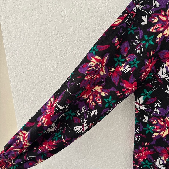 ZARA TRAFALUC🤍 floral dress size small - Picture 4 of 5